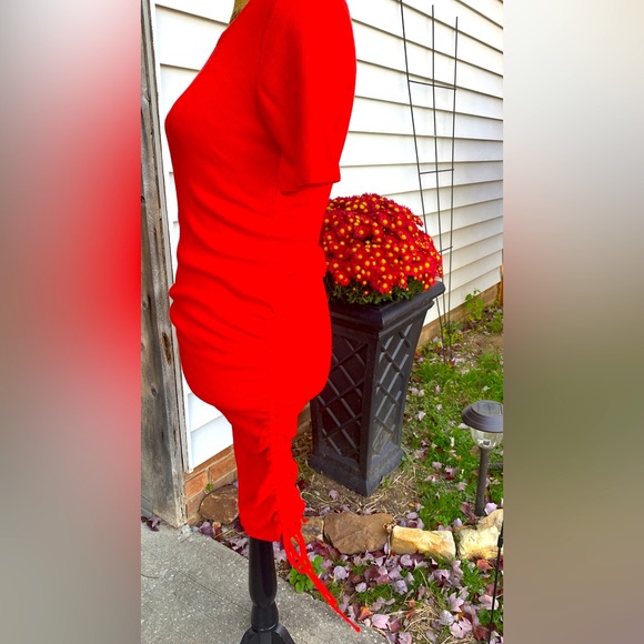 Boutique Dress - Picture 2 of 3